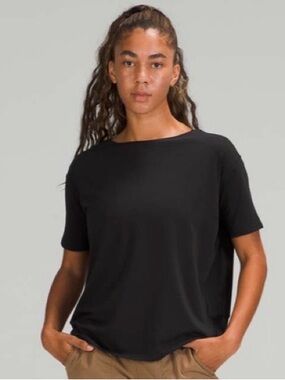 Lululemon Back in Action Black Oversized  Short Sleeve T Shirt Women’s